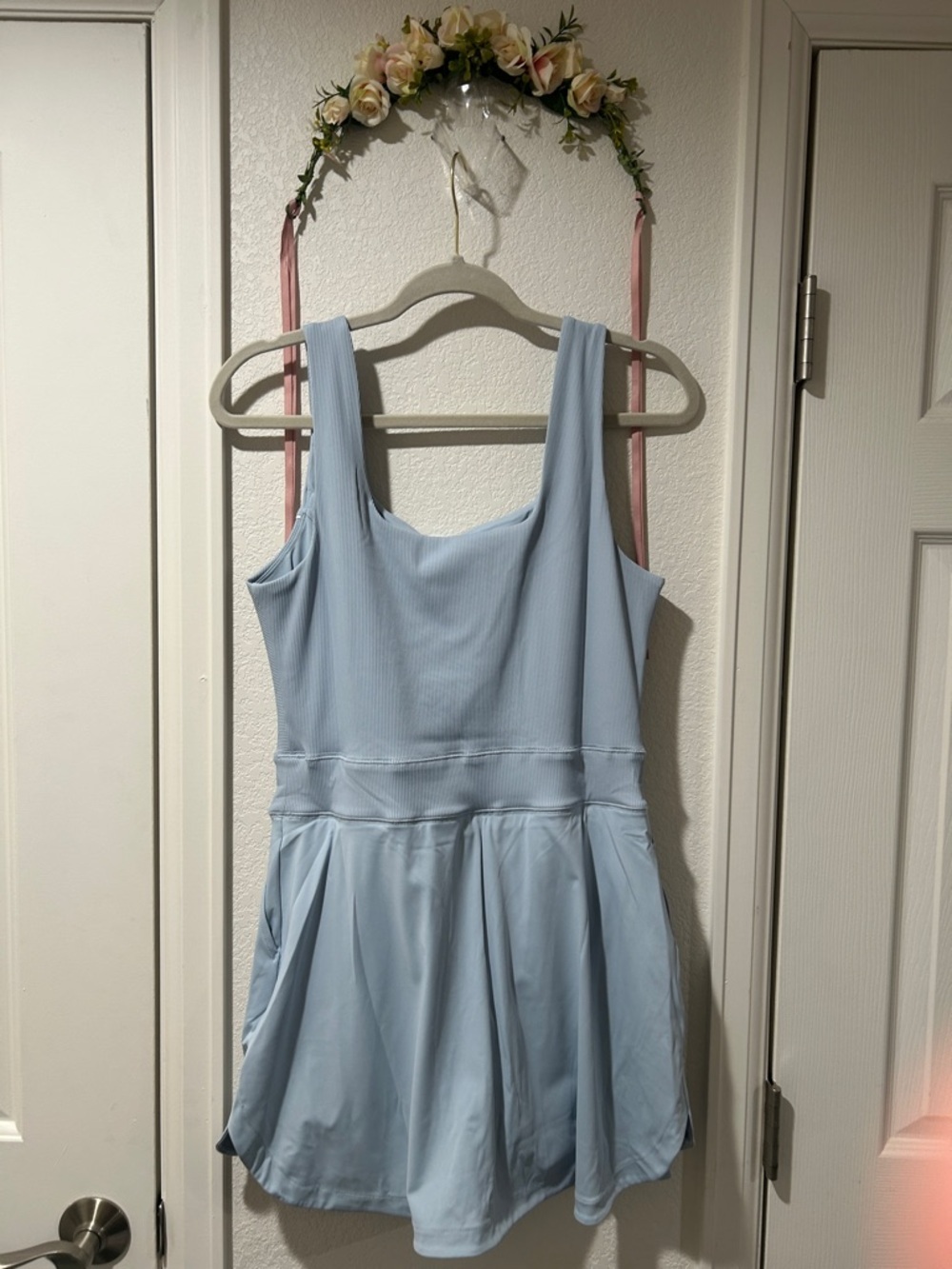 TravisMathew Womens Royal Treatment Moveknit Sleeveless Golf Dress - Picture 8 of 8